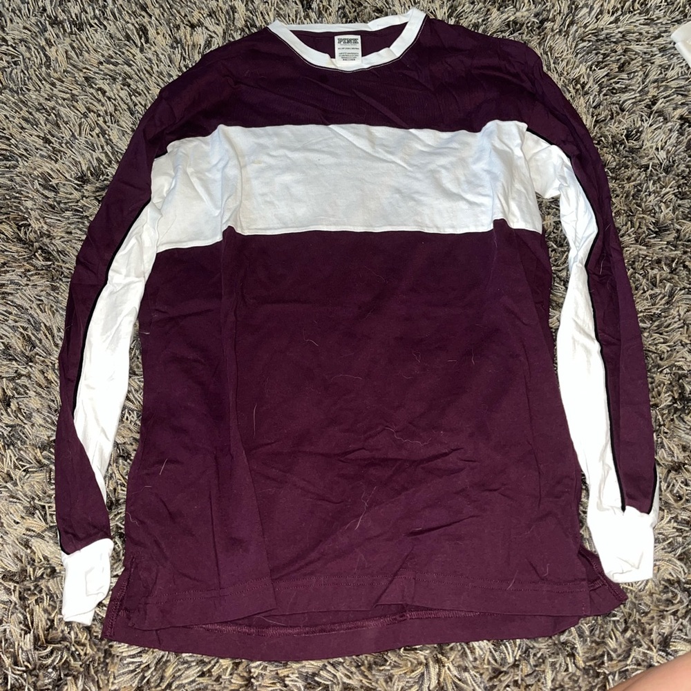 Size XS. Pink Victoria Secret. Oversized long sleeve